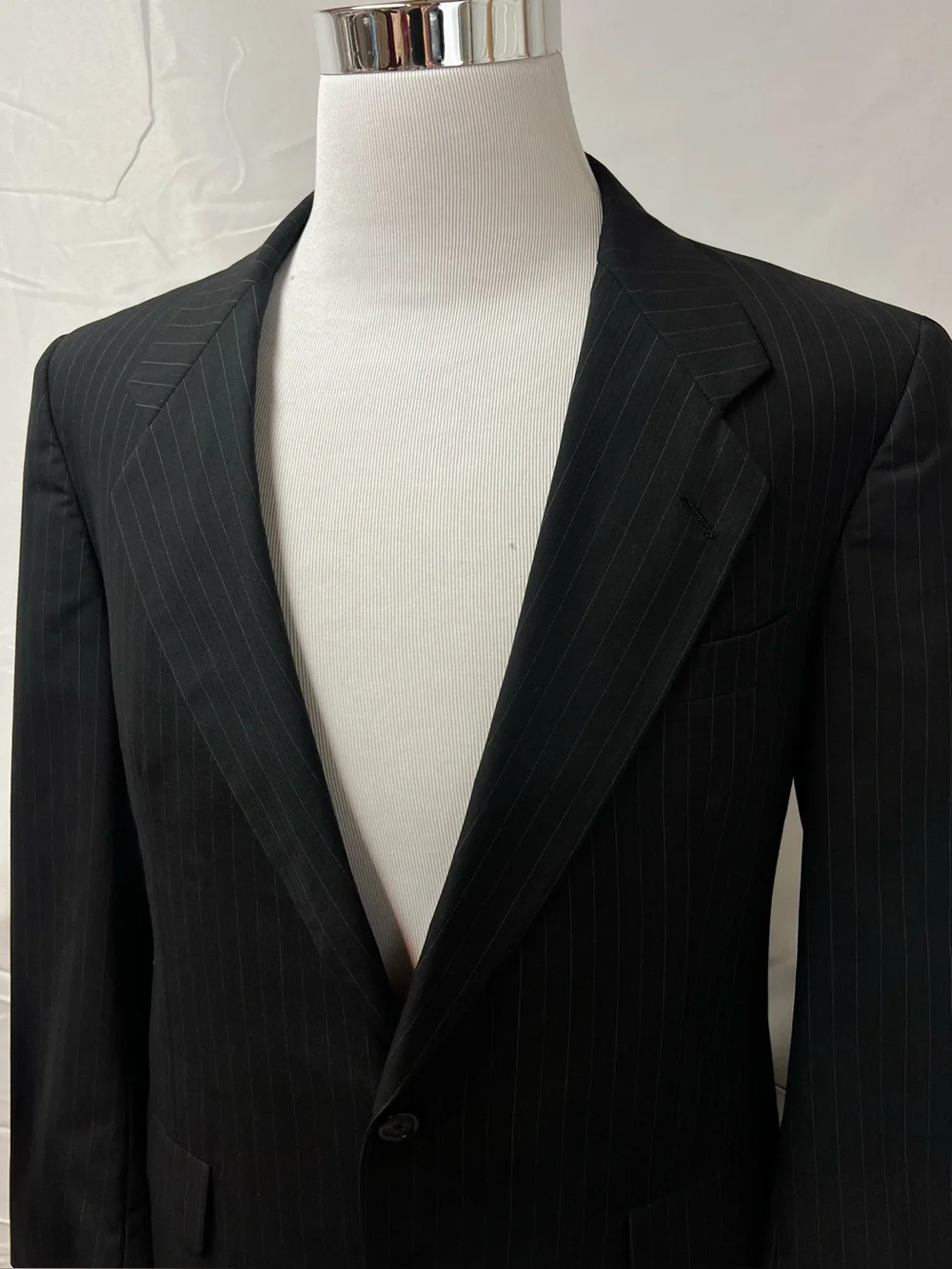 Hart Schaffner Marx Men's 40R Blazer 34x30 Pants Black Pinstripe Trumpeter Suit